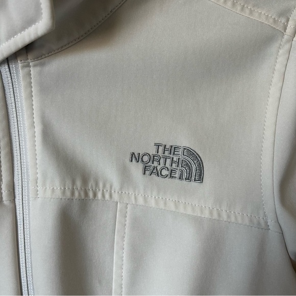 The North Face Women's Small Off-White, Cream Zip Up, Outerwear, Jacket, Coat - Picture 3 of 15
